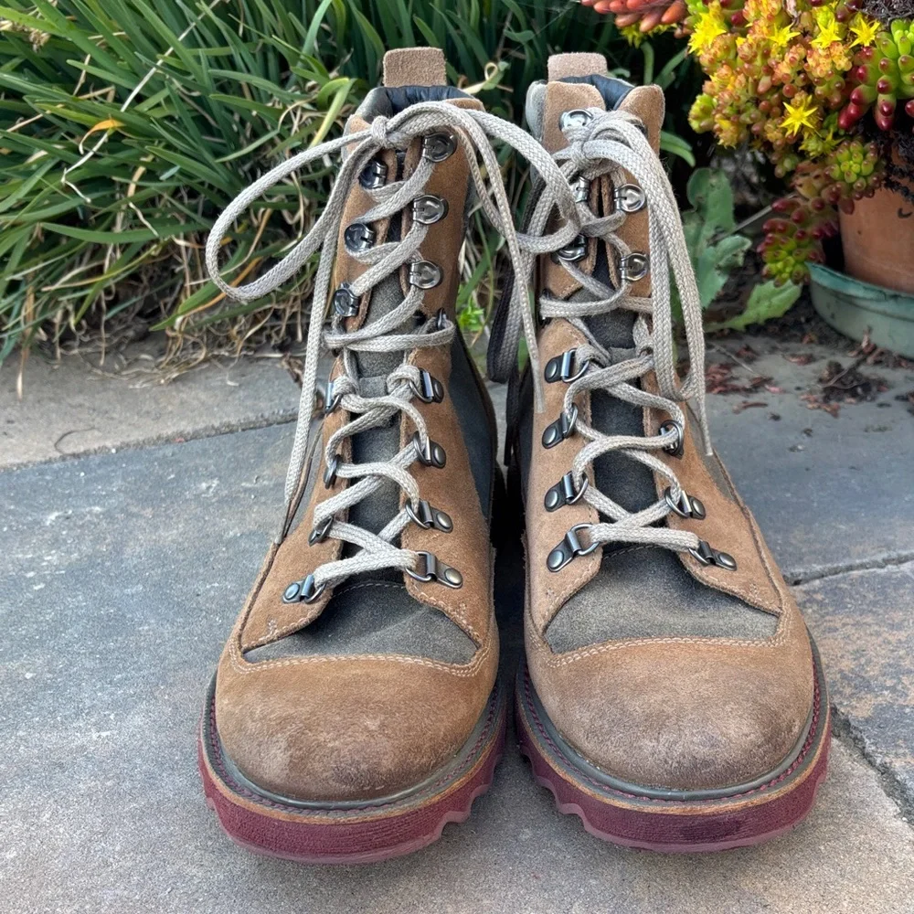 Sorel Men's Brown‎ and Gray Leather Boots